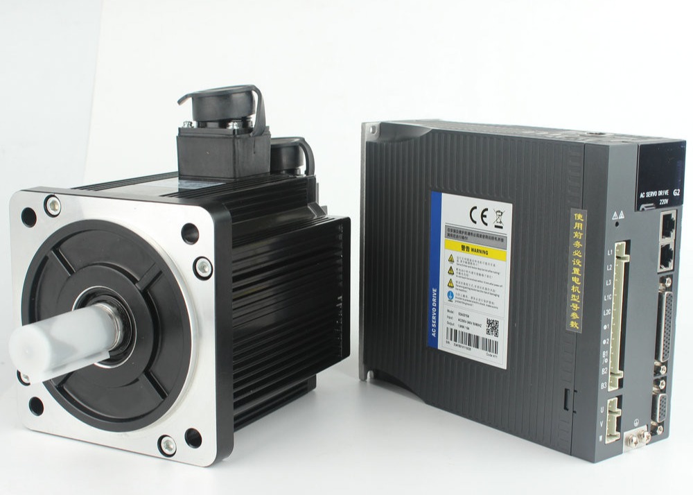 Động cơ Servo 3 pha 80MM 2.39N.M 750W có trình điều khiển cho hệ thống CNC